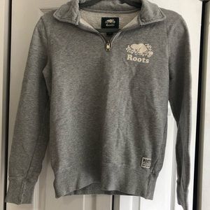 ROOTS light gray quarter zip sweatshirt size XXS